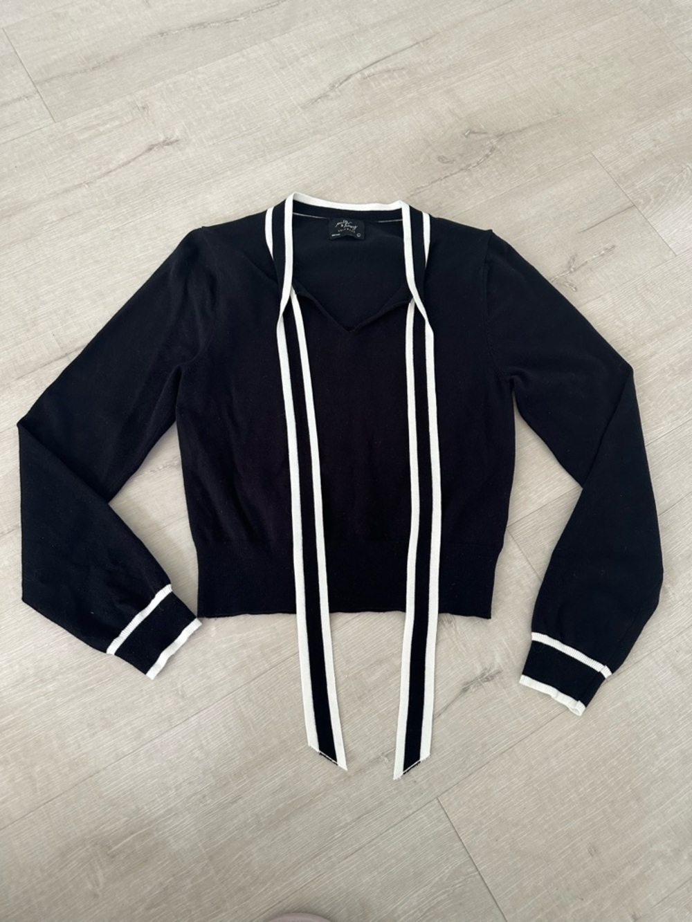 Milk & Honey Knit Sweater Top Black White Stripe Tie Neck Size L